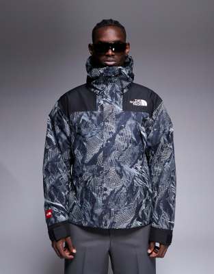 The North Face The North Face Seven Summits Mountain Mono jacket in grey mountain print-Multi