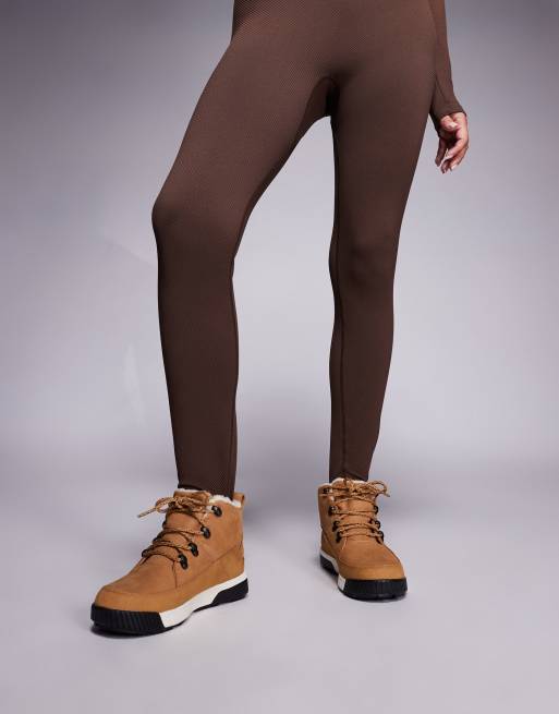 The North Face – Sierra Mid – Wanderstiefel in Braun und Weiß mit Fleece-Futter, 4 von 4