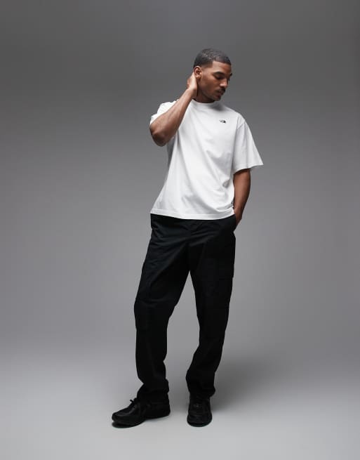 The North Face - Simple Dome - Essentials - Grå oversized T-shirt med logo, 2 af 5