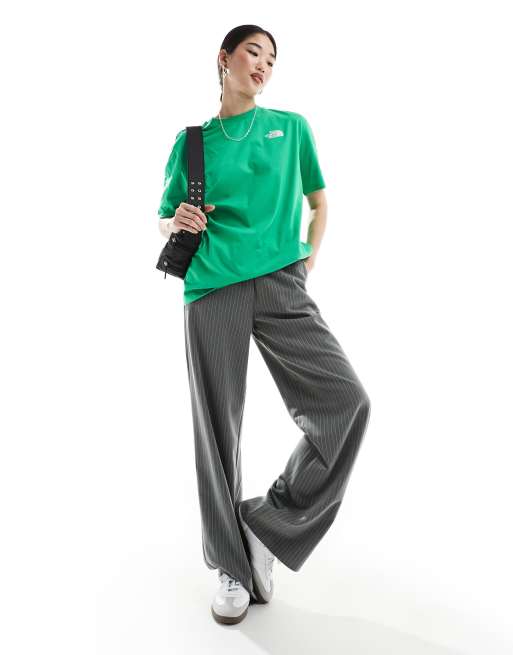 The North Face – Simple Dome – Grön t-shirt i oversize med logga