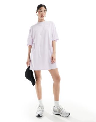 The North Face Simple Dome logo t-shirt dress in lilac-Purple