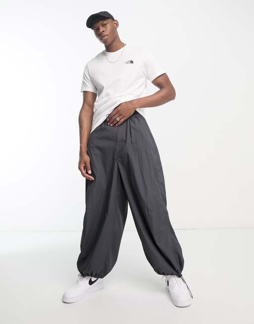 The North Face Simple Dome t-shirt in white, 4 of 4