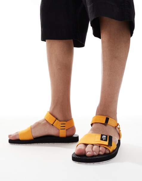 The North Face - Skeena II - Sandalen in geel en zwart - view 1