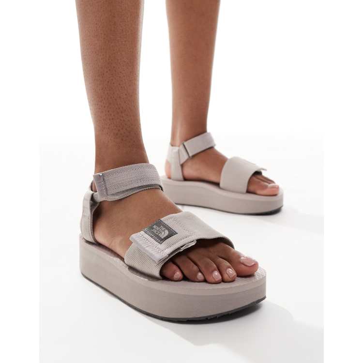 THE NORTH FACE★W SKEENA SANDAL PLATFORM★厚底★GRAY Amazon.com | THE NORTH FACE Women's Skeena Platform