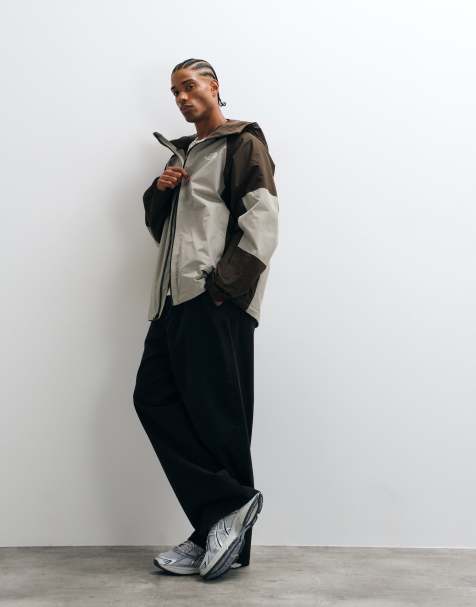 The North Face Slider jacket in stone white and dark brown - view 1