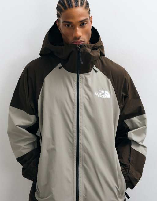 The North Face Slider jacket in stone white and dark brown, 4 of 5