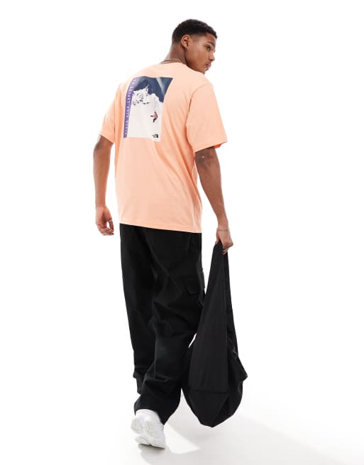 【THE NORTH FACE】Camping retro back graphic Tシャツ 関送込 THE NORTH FACE】Camping retro back graphic t-shirt 送関込