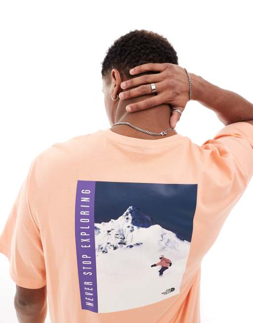 【THE NORTH FACE】Camping retro back graphic t-shirt 送関込 The North Face Camping retro back graphic t-shirt in black