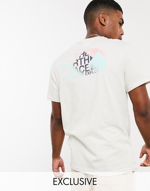 The North Face Spray t-shirt in white Exclusive at ASOS