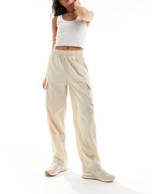 The North Face Spring Peak cargo pants in beige | ASOS