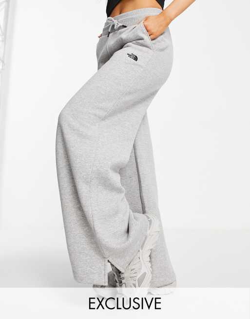 Straight Leg Sweatpants- Grey