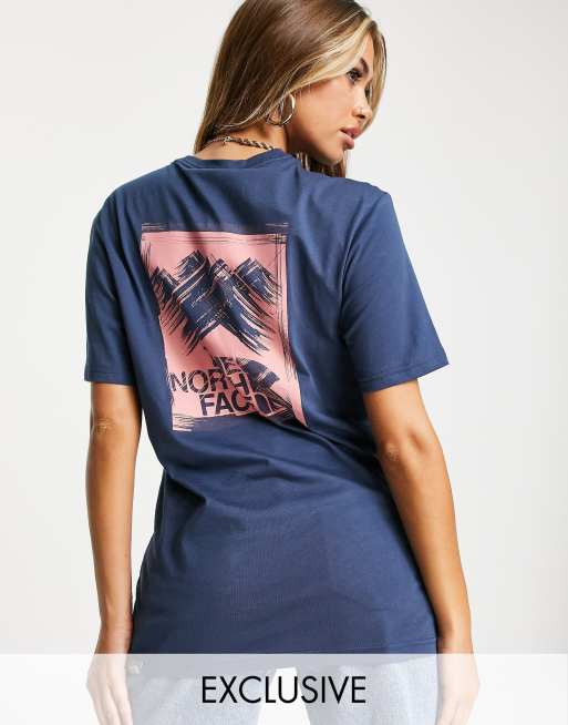 The North Face – Stroke Mountain– Niebieski T-shirt – dostępny tylko w ASOS
