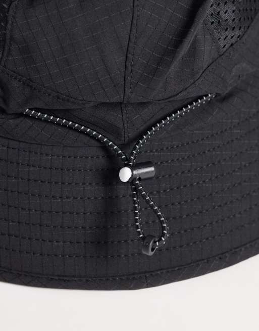 The North Face Summer LT run bucket hat in black, 3 of 3