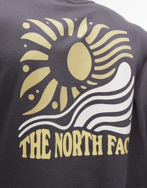 The North Face Sun backprint oversized t-shirt in grey, 4 of 5