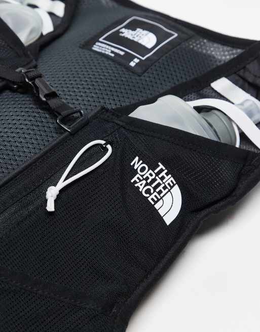 The North Face – Sunriser – Laufweste in Schwarz und Weiß, 8 Zoll, 2 von 3