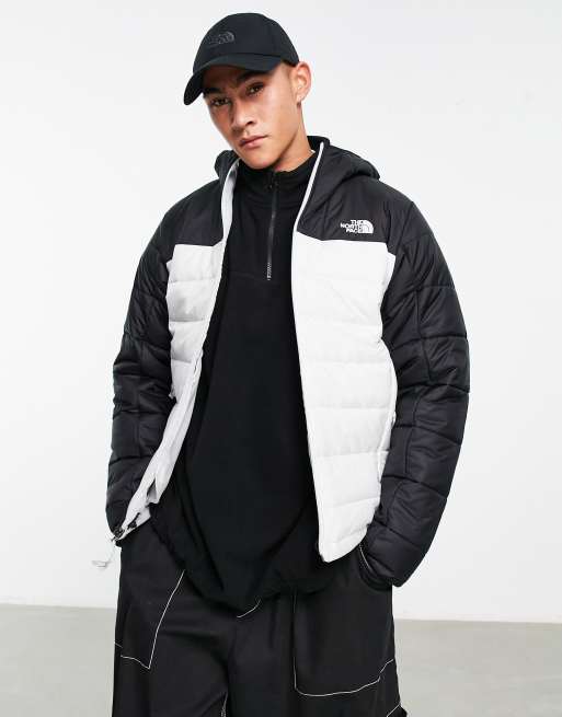 The North Face – Svart och grå pufferjacka i syntetiskt material, endast hos ASOS