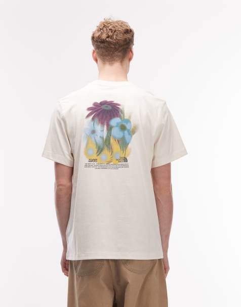 The North Face - T-shirt décontracté avec imprimé graphique 1966 et fleurs au dos - Blanc cassé - view 1