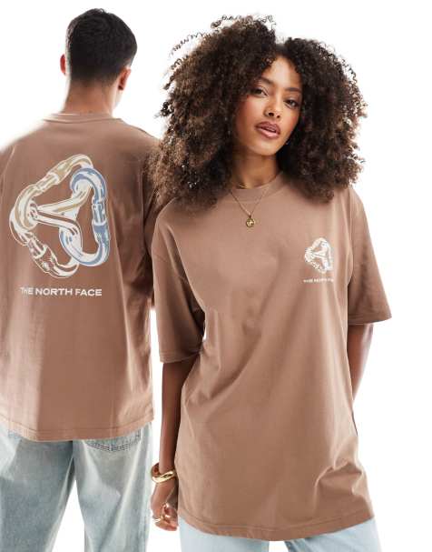 The North Face - T-shirt oversize avec imprimé mousquetons entremêlés au dos - Marron clair - view 1