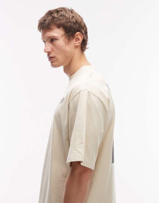The North Face - T-shirt oversize avec imprimé Plants and Flora au dos - Beige, 4 de 5
