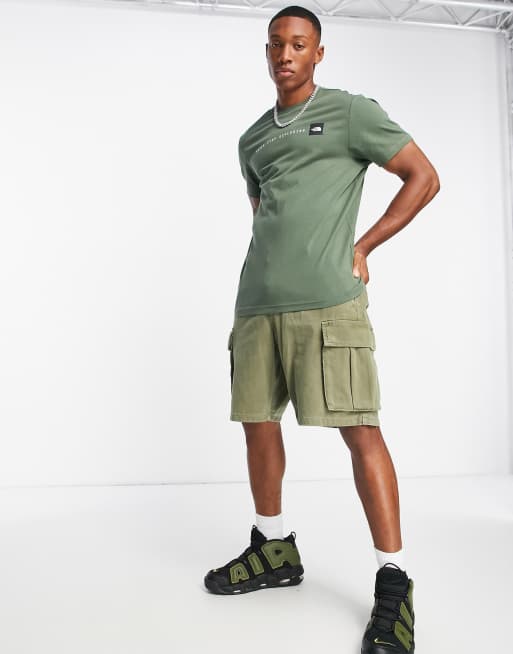 north face t shirt and shorts