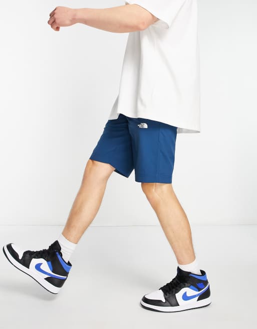 The North Face Tanken Shorts in Marineblau ASOS