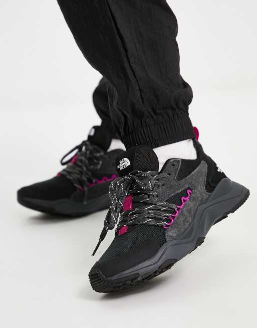 The North Face Taraval Spirit trainers in black/grey