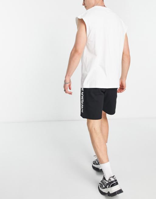 The North Face Tech shorts in black