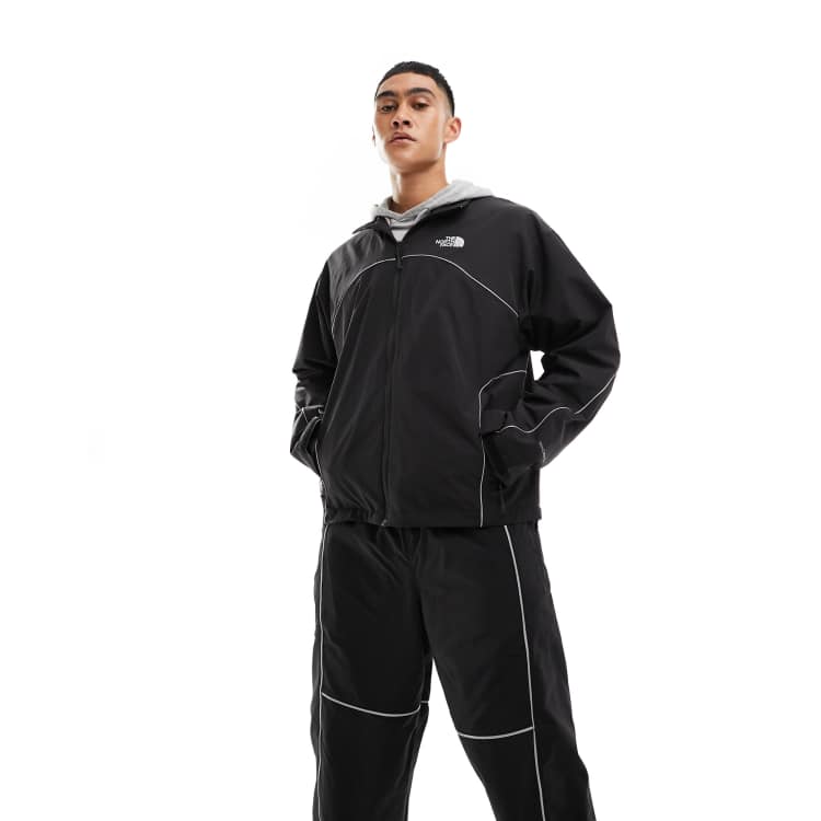 US【 The North Face 】Tek Piping Zip-Up ☆ウインドブレーカー The North Face Tek Piping Wind Jacket | Urban Outfitters