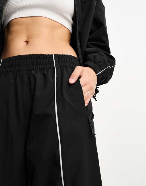 The North Face Women's Tek Piping Wind Pants