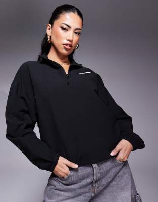 The North Face Tekware Grid Quarter Zip Jacket In Black