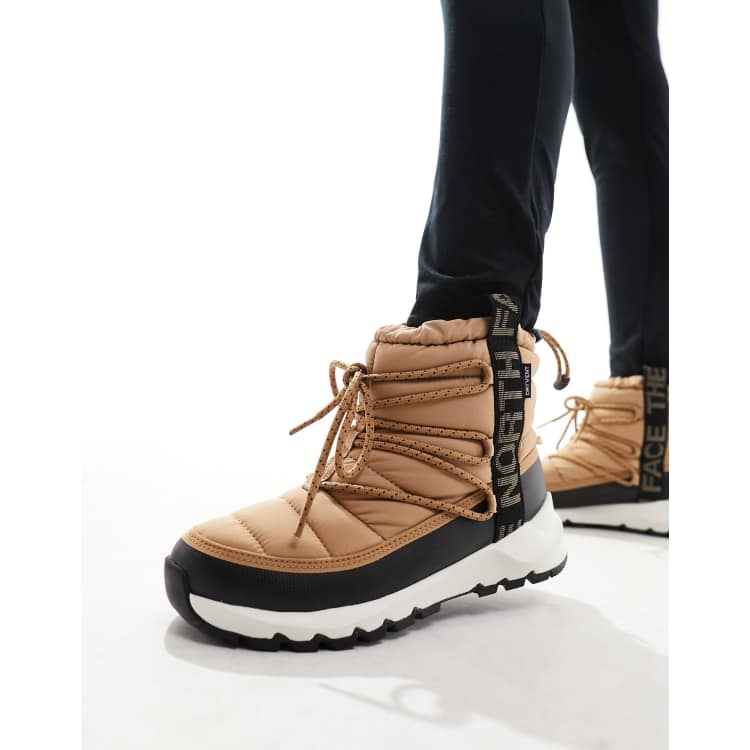 The North Face Thermoball Isolierte Schnurstiefel in Beige und Schwarz