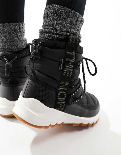 The North Face - Thermoball - Stivali stringati isolanti bianchi e neri, 2 di 4