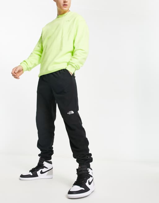 The North Face TKA Glacier fleece trackies in black