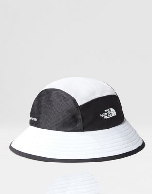 The North Face Tnf run bucket hat in tnf black-tnf white - ASOS Price Checker