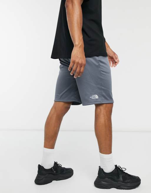 The north face store train n logo shorts