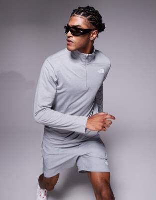 The North Face The North Face Training 24/7 1/4 logo top in grey