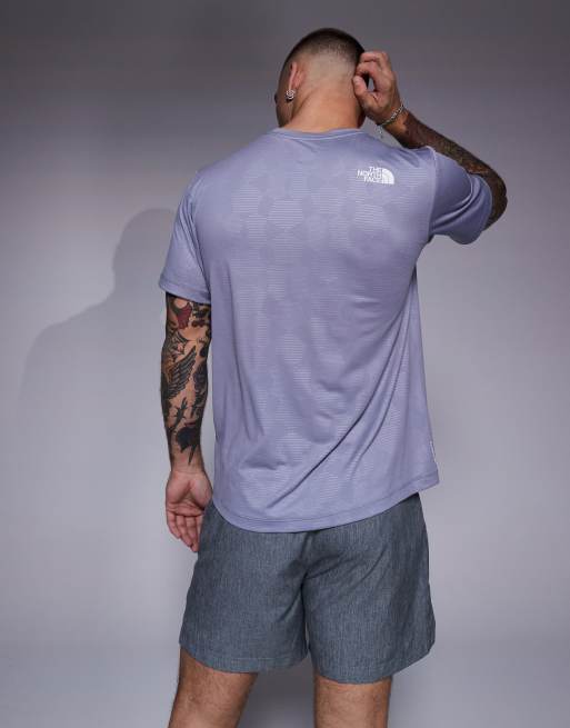 The North Face - Training 24/7 - T-shirt grigia con logo e stampa in rilievo, 3 di 4