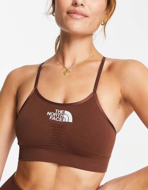 The North Face – Training – Brun sportbehå i seamless design – Utformad för prestanda – Endast hos ASOS