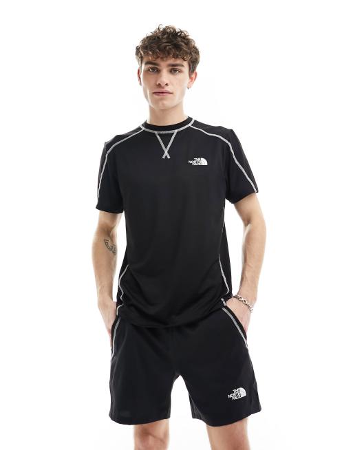 The North Face – Training Hakuun – T-Shirt in Schwarz mit Kontrastnähten