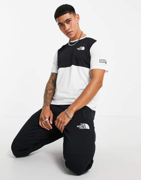 The North Face – Training – Mountain Athletic Hybrid – Vit t-shirt - view 1