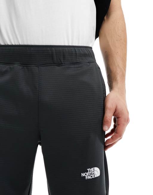 The North Face Training Mountain Athletics fleece trackies in black, 2 of 5
