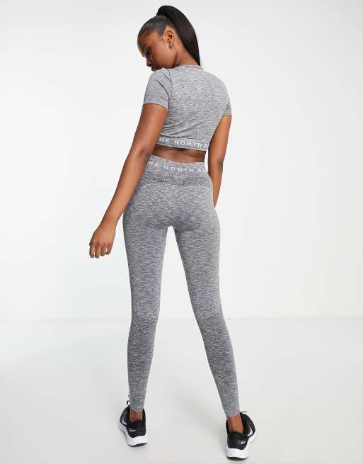 The North Face Training – Nahtlose Leggings in Grau, exklusiv bei ASOS