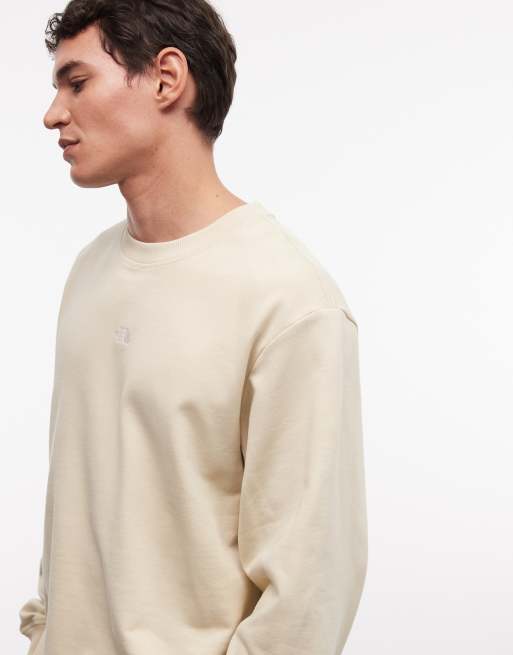 The North Face – U Essential – Leichtes Relaxed-Fit-Sweatshirt in Wüstenstein-Beige mit Rundhalsausschnitt, 4 von 5
