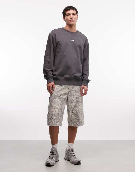The North Face U essential light relaxed crew in anthracite grey, 2 of 5