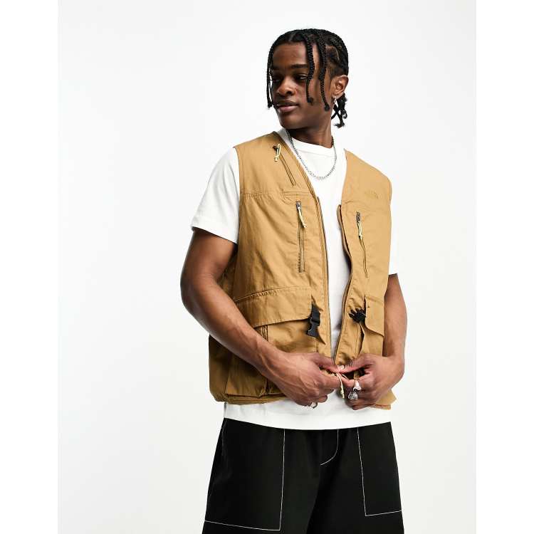 Glimlach Bungalow Hiel The North Face utility vest in brown | ASOS