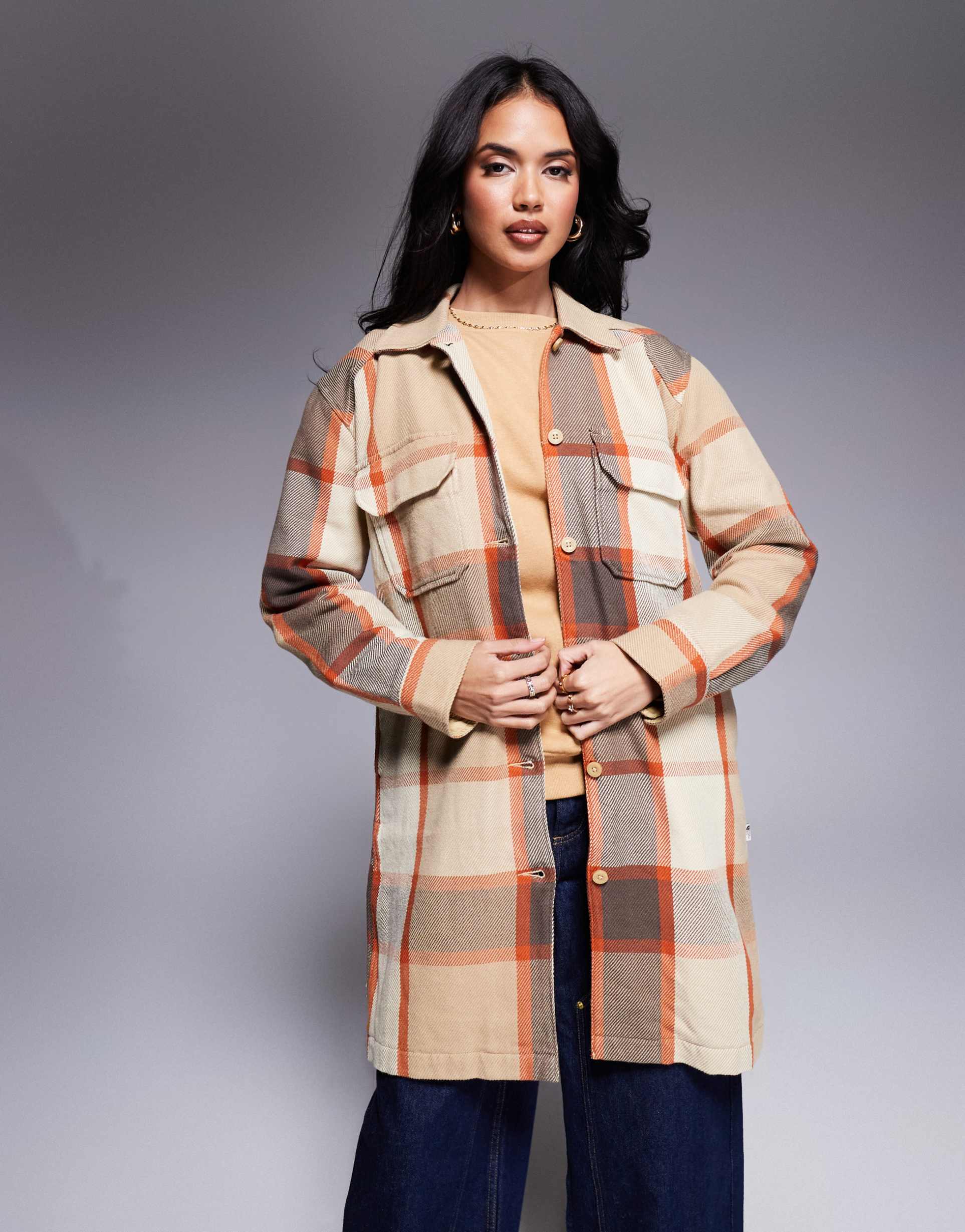 the north face valley twill utility coat in beige multi