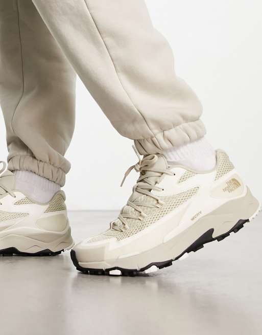 The North Face – Vectiv Taraval – Sneaker in Steinweiß