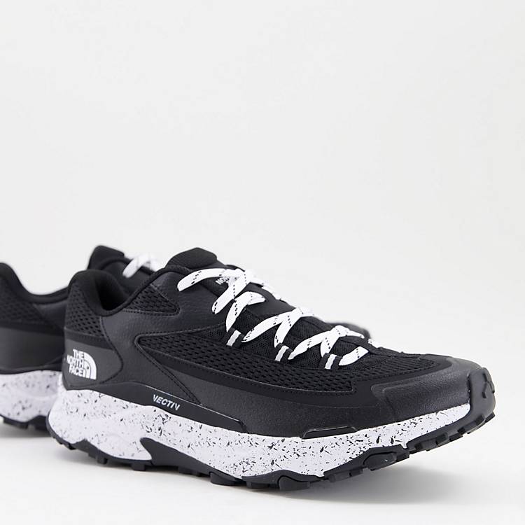 The North Face Vectiv Taraval sneakers in black