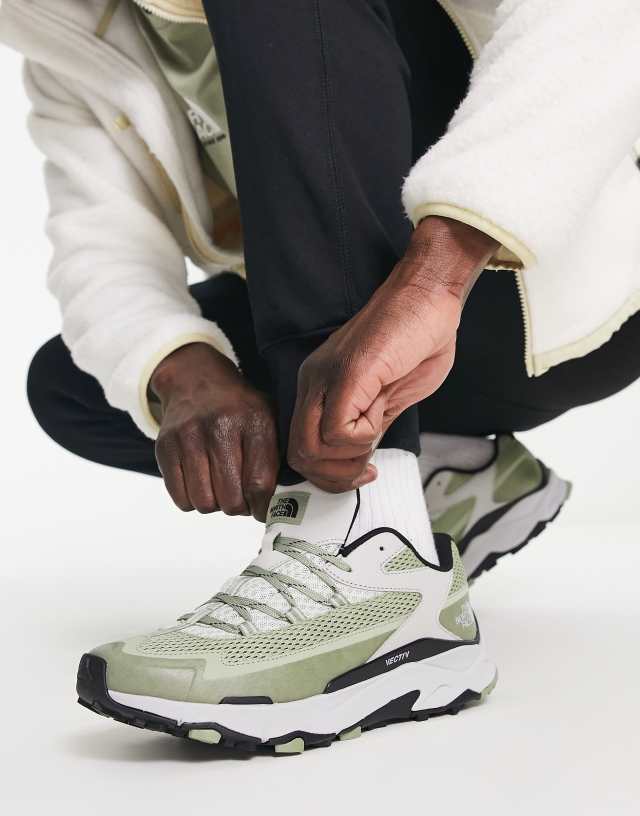 The North Face VECTIV Taraval sneakers in sage green and white