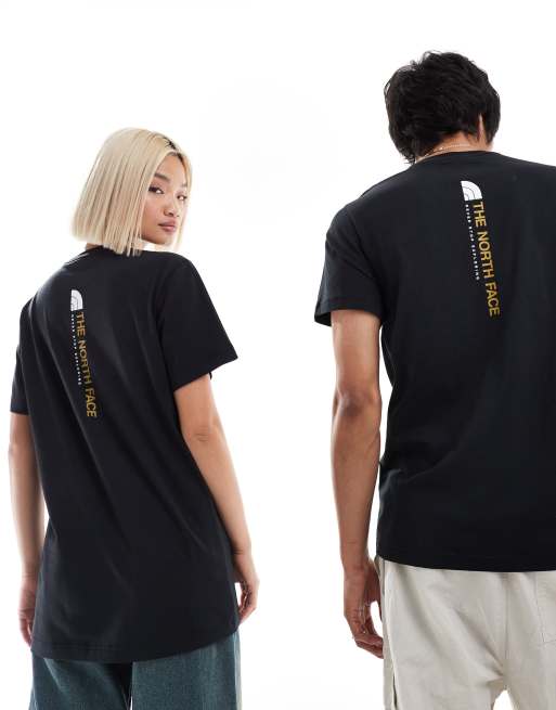 The North Face Vertical logo back print t-shirt in black, 4 of 4